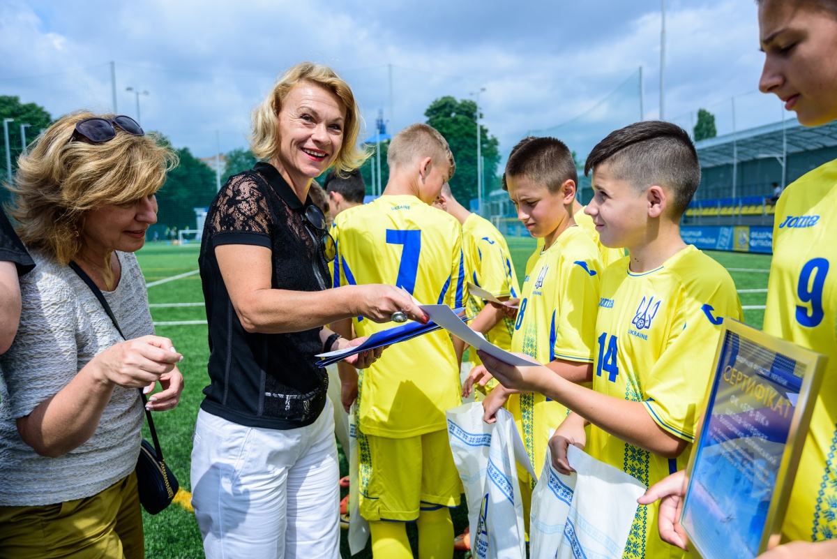 Уряд Німеччини надасть підтримку українському аматорському футболу у регіонах