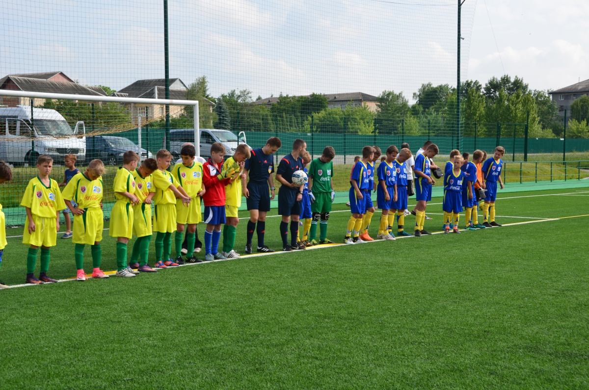 Івано-Франківські школярі - переможці фіналу &quot;Шкіряний м'яч - Кубок Coca-Cola&quot; U12