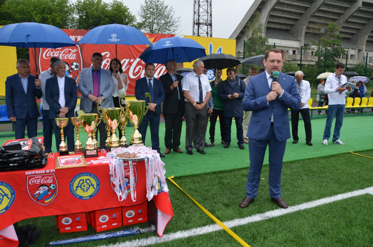 Представляємо найкращих гравців фінального турніру &quot;Шкіряний м'яч - Кубок Coca-Cola&quot; U12, що відбувся в Івано-Франківську