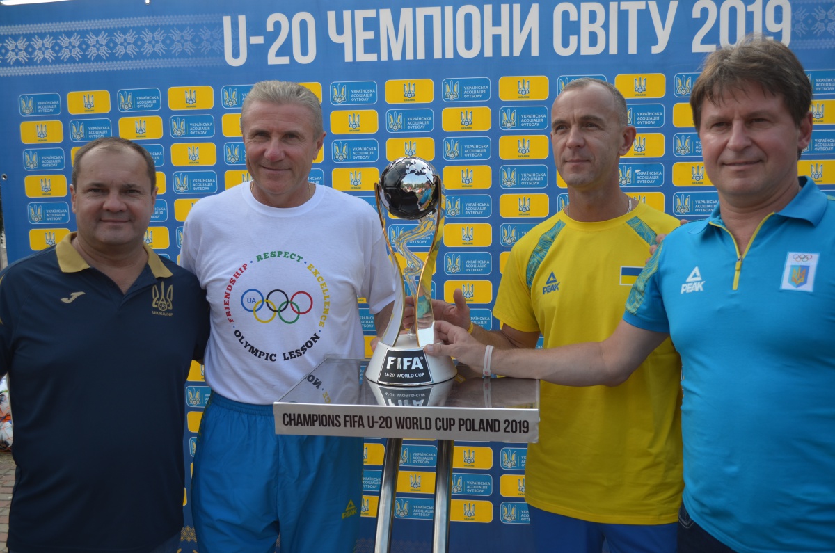 Український футбол гостював в Олімпійського уроку