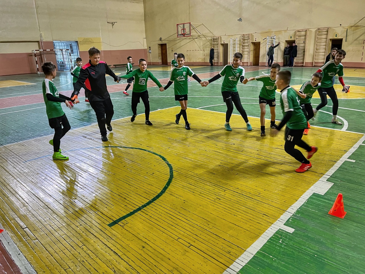 Міжнародна програма Spirit of Soccer: футбольні уроки з мінної безпеки крокують регіонами України