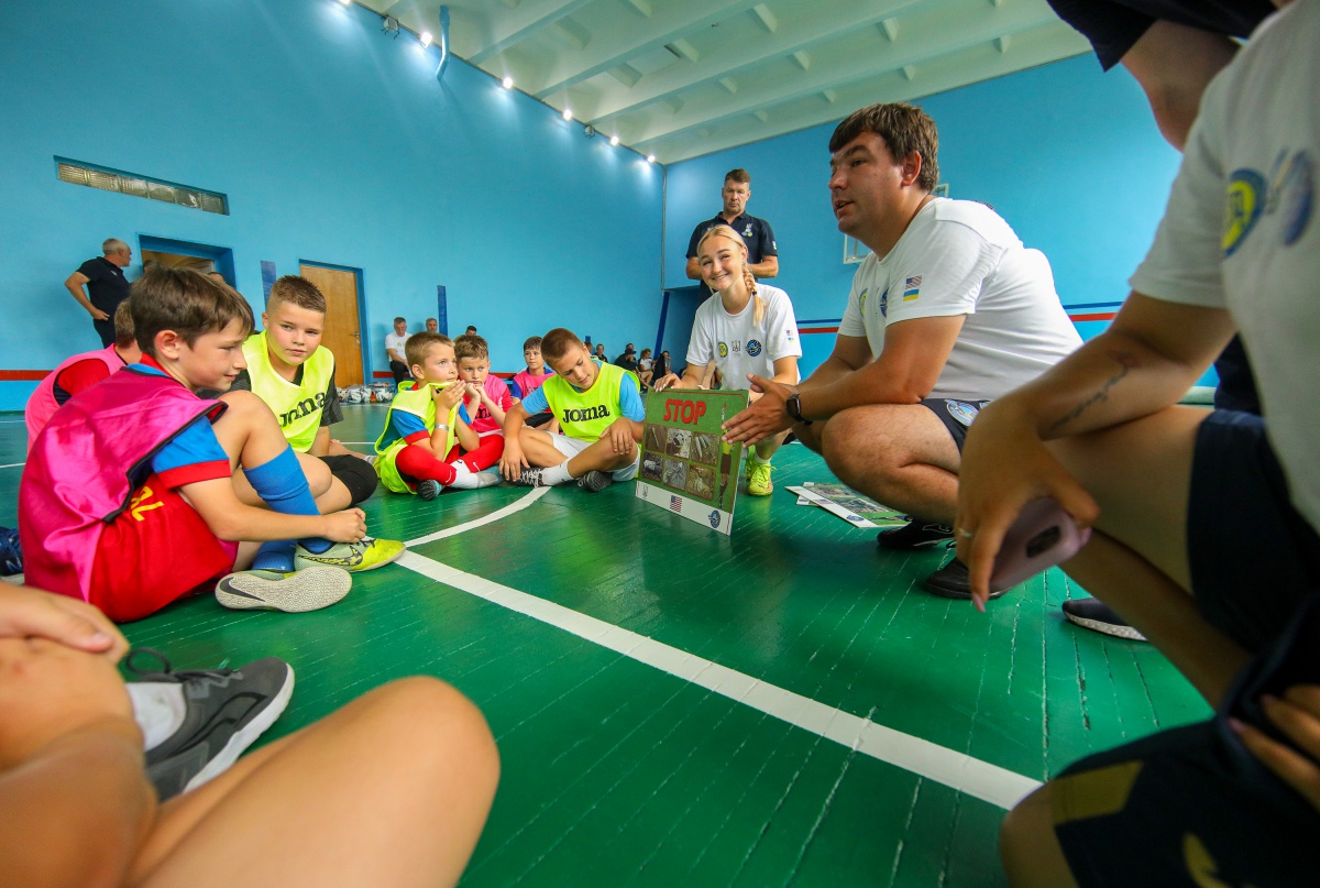 Перший тренерський курс перепідготовки із ліцензією С УЄФА та елементами EORE: Spirit of Soccer розширює свою програму спільно з ААФУ та УАФ