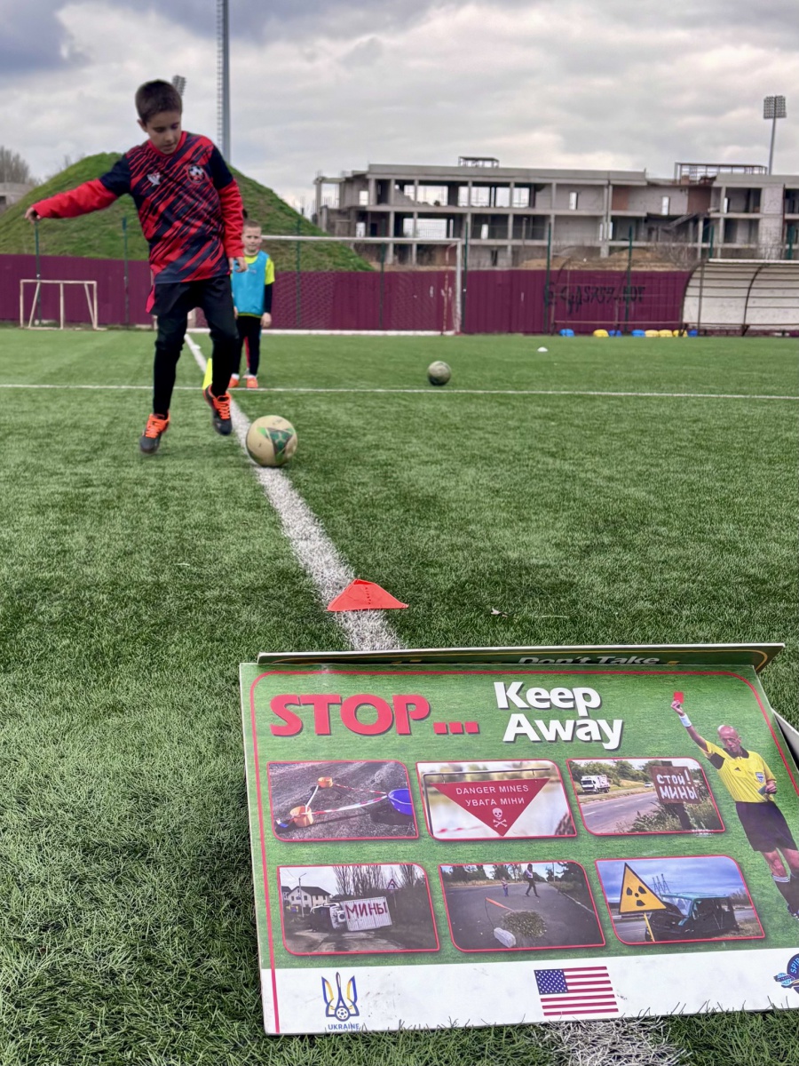 4 квітня відзначається Міжнародний день просвіти з питань мінної безпеки та допомоги в розмінуванні